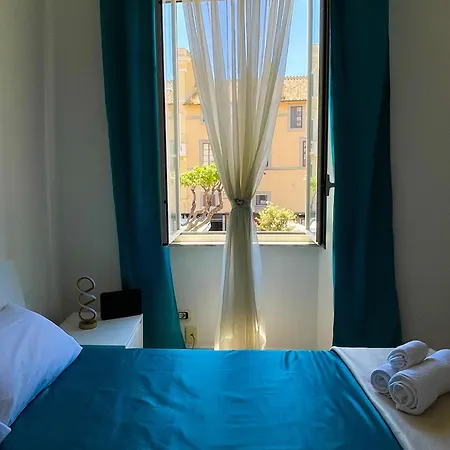 Apartment Nimphaea Blue - Elegant Flat, Walk To & Train Station Nettuno